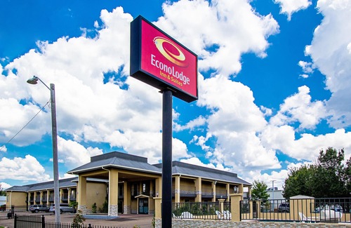 Greater Belhaven Hotel | Econo Lodge Inn & Suites