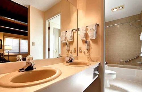 Vernal Hotel | Antlers Inn