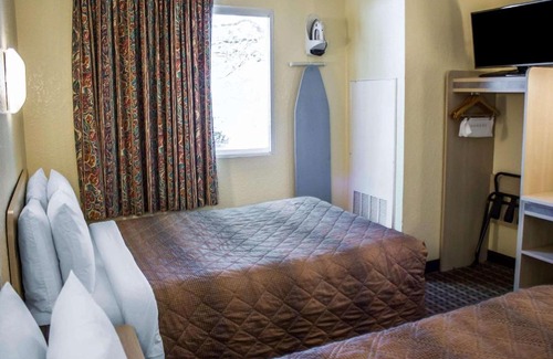 Meadville Cabina | Econo Lodge Meadville