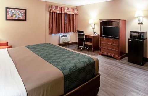 Menominee Cabina | Econo Lodge On the Bay