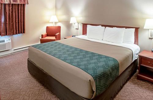 Menominee Cabina | Econo Lodge On the Bay