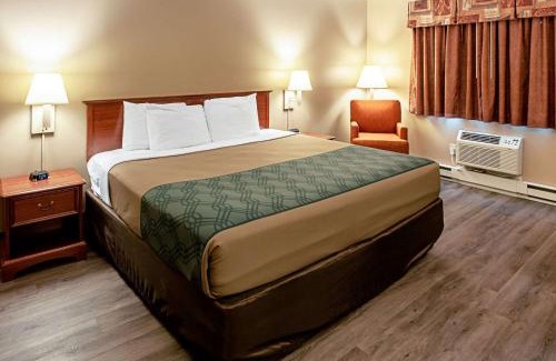 Menominee Cabina | Econo Lodge On the Bay