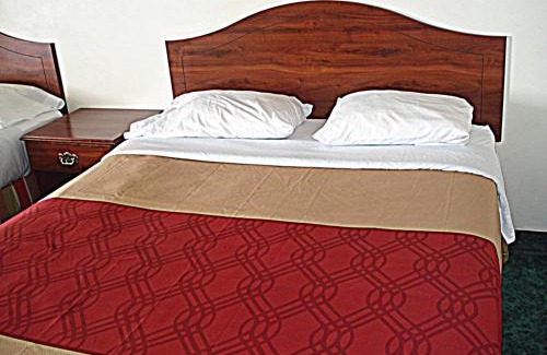 Salina Cabina | Econo Lodge Salina Scenic Route 89 & I-70