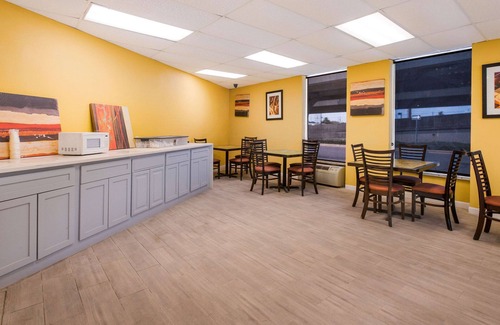 Gretna Hotel | Econo Lodge