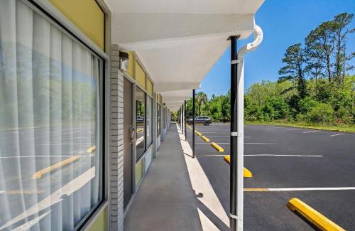 Jennings Cabina | Econo Lodge