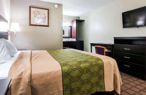 Selma Cabina | Econo Lodge