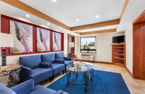 Iselin Cabina | Econo Lodge Woodbridge