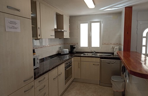 Paichi Villa | PRECIOS ECONÓMICOS, PISCINA PRIVADA, WIFI, CALEF CENTRAL, AA, DE 2 A 8 PERSONAS