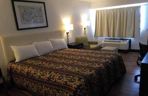 Holland Hotel | Economy Inn by OYO Holland