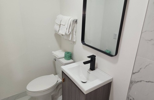 Kingsland Hotel | Economy Inn