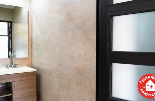 Monterrey Hotel | ECONOSUITES FUNDIDORA