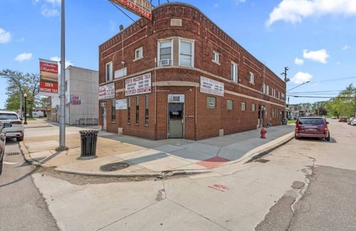 Ecorse Apartamento | Ecorse Riverfront Retreat Close to dining & shops