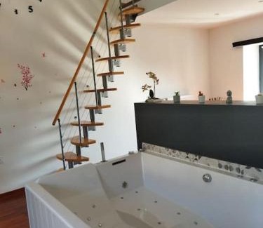 Saint-Victor-de-Morestel Casa | Ecrin de bien-être proche Viarhôna et Walibi