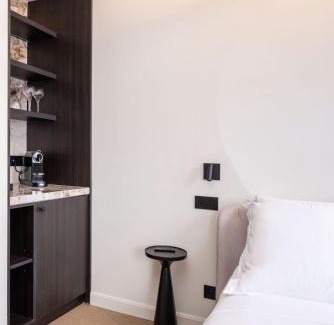 Villette Gare Apartamento | Ecrin Romantique, Suite d'exception avec balnéo