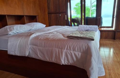 Mansuar Island Casa | Eddo Homestay