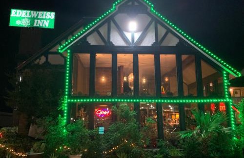 New Braunfels Hotel | Edelweiss Inn New Braunfels