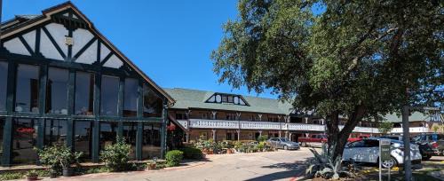 New Braunfels Hotel | Edelweiss Inn New Braunfels