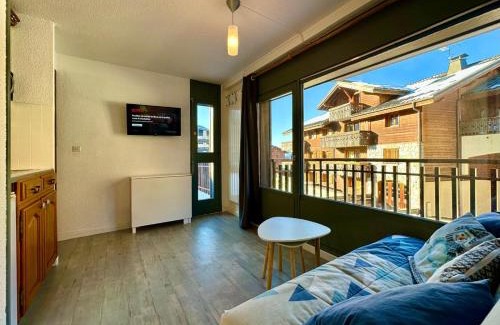 Les Carroz-d'Araches Apartamento | Edelweiss Résidence plein centre de la station rez de chaussée 50 m des navettes gratuites belle terrasse et grand parking privé en sous sol