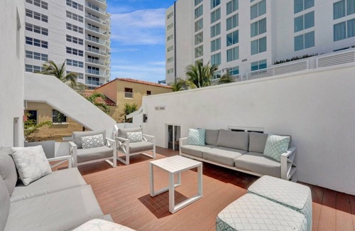 Barrier Island Apartamento | Eden Escape: Walk to FLT Beach - 1105