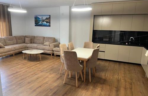 Kukes Apartamento | Eden House