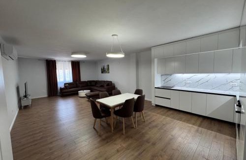 Kukes Apartamento | Eden House