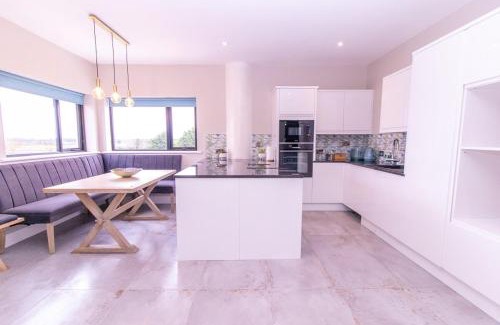Ahascragh Casa | Eden House and Pet Farm