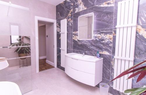 Ahascragh Casa | Eden House and Pet Farm