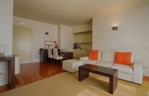 Florence Casa | Eden Rock Resort