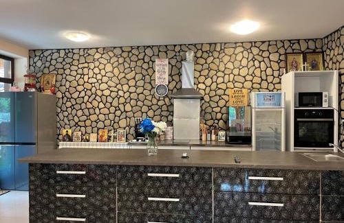 Adunati Casa | Eden Villa