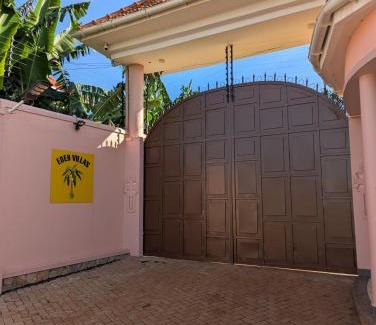 Entebbe Casa | Eden Villas