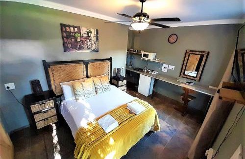 Lichtenburg Casa | Edenville Guesthouse