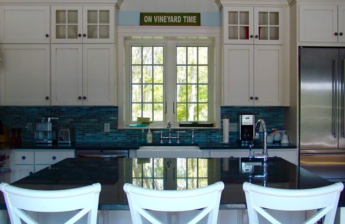Edgartown Casa | Retiro Edgartown. A pie de la ciudad. Piscina climatizada y casa de huéspedes! Renovado recientemente