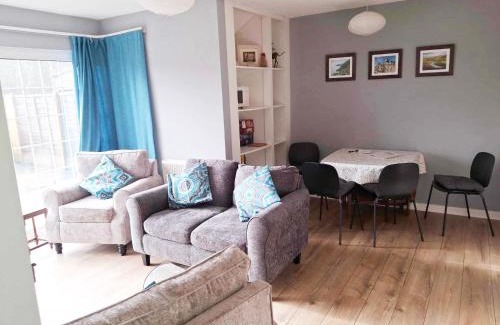 Christchurch Apartamento | Edge of Exmoor Garden Flat, dog friendly, sleeps 2 - 4