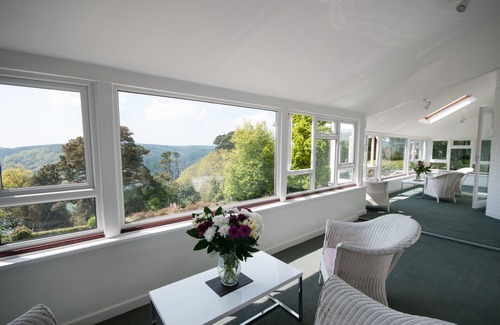 Dartmouth Apartamento | Edgecombe (2 Bedrooms)-Apartamento-Vista al rio-Lujoso-Baño con bañera