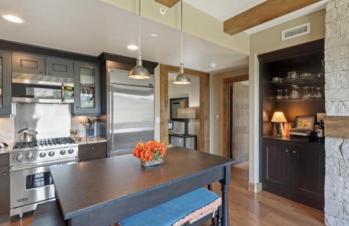 Steamboat Springs Apartamento | Edgemont 2504 - Luxury Ski-in Ski-out Condo