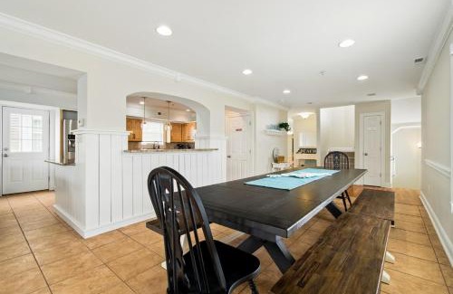 Edgewater Acres Casa | Edgewater Acres - 39157 Garfield Ave