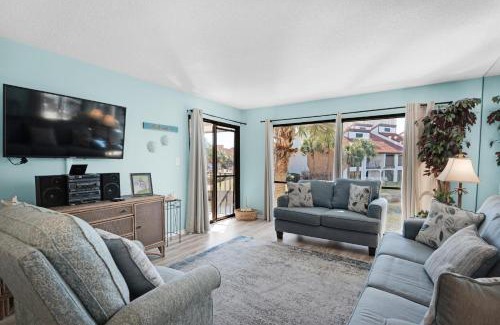 Panama City Beach Casa | Edgewater Golf Villa 2110