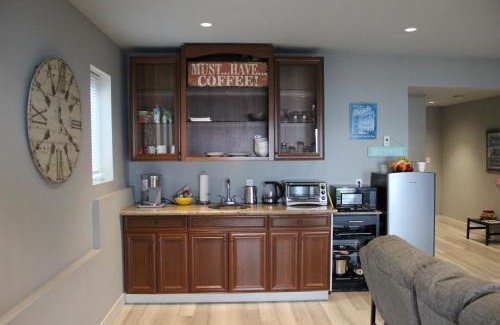 Chemainus Casa | Edgewater sunrise apartment