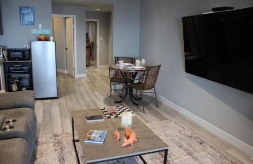 Chemainus Casa | Edgewater sunrise apartment