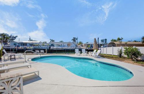 Whitney Beach Casa | Edgewater