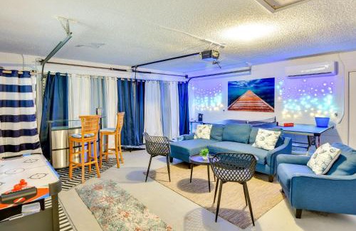 Edgewater Casa | Edgewater Vacation Home with Game Room and Pool Access