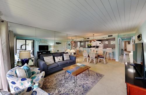 Panama City Beach Apartamento | Edgewater Villa 1910
