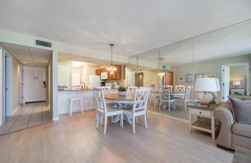 Panama City Beach Casa | Edgewater Villa #604