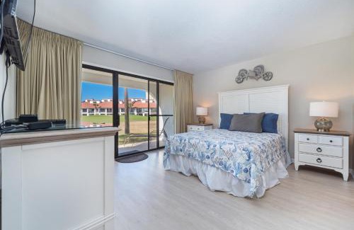 Panama City Beach Casa | Edgewater Villa #604