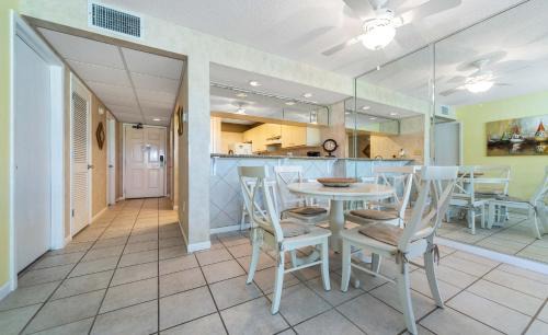 Panama City Beach Casa | Edgewater Villa #703