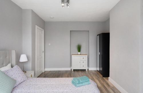Brent Apartamento | Edgware Oasis: Modern Haven near Tube & Park