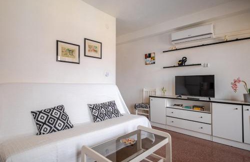 Los Cuarteros Apartamento | Edificio Laura