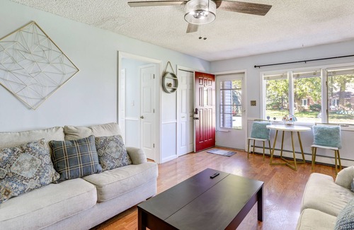 Edison Casa | Edison Vacation Home: 1 Mi to Train Station to NYC