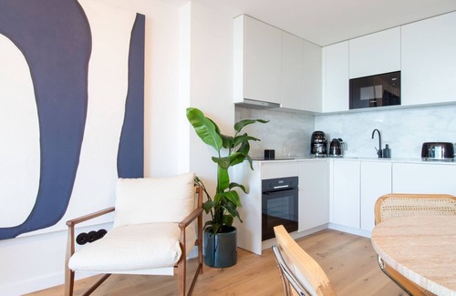 Foz do Douro Apartamento | EDiTiON 309 Penthouse w/Plunge Pool by LovelyStay