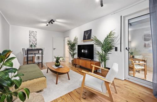 Schloßchemnitz Apartamento | EDLER WOHNRAUM Elegantes Apartment mit Balkon, Boxspringbett, Kaffeevollautomat, Lift & Parkplatz